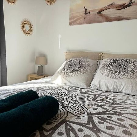 Ღ L'Entr'Act • Au Coeur De Ville Et Du Vieux Port La Rochelle  Luaran gambar