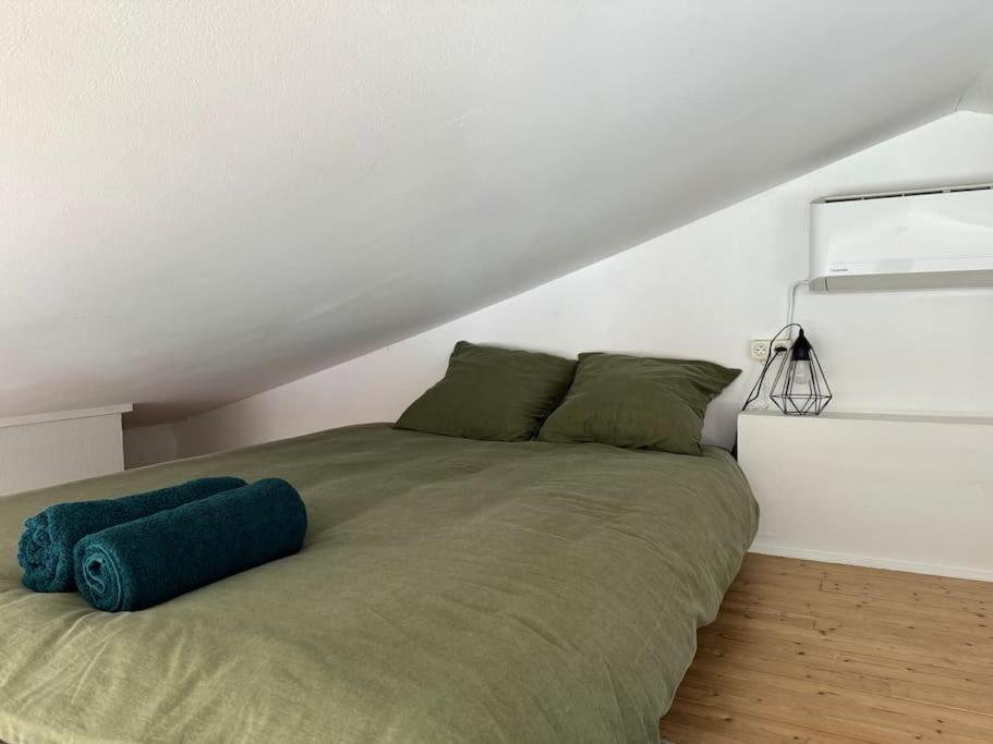 Ღ L'Entr'Act • Au Coeur De Ville Et Du Vieux Port La Rochelle  Luaran gambar